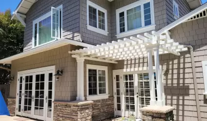  The Benefits of Hiring a Professional Painter vs. Doing it Yourself