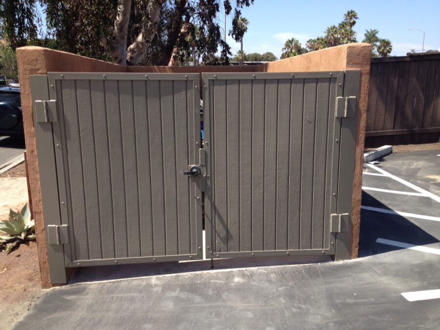  Solana Beach Executive Plaza Railing & Gate Painting