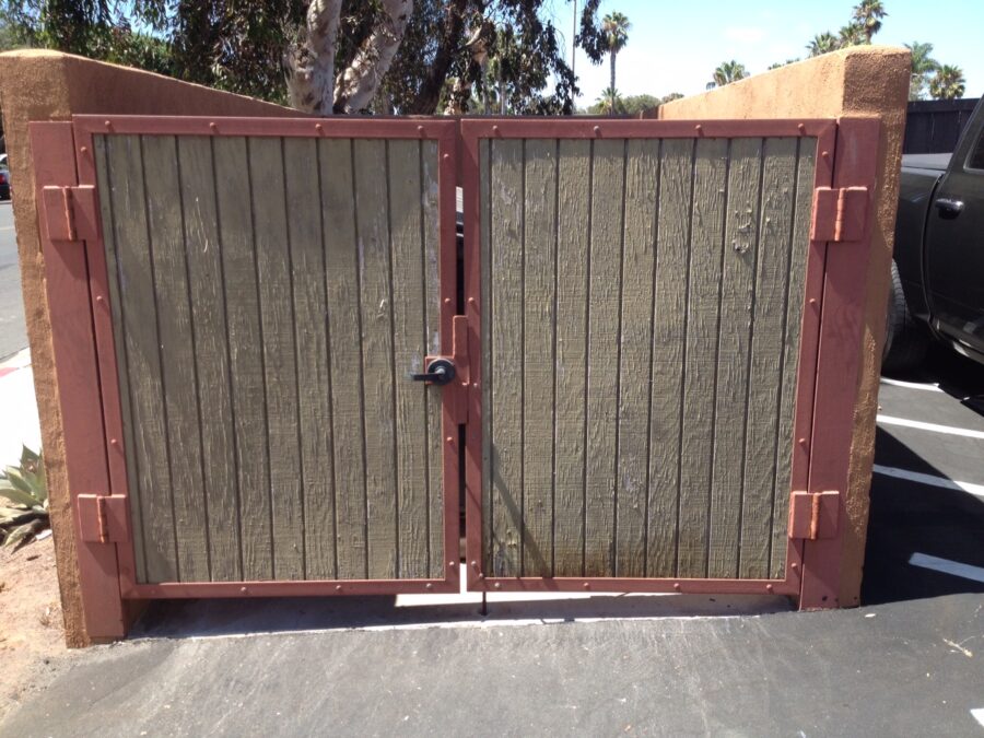  Solana Beach Executive Plaza Railing & Gate Painting